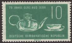 Briefmarke zu Deutsche Demokratische Republik (DDR) 75 Jahre Glas aus Jena 10 Pfg lebhaftbläulichgrün