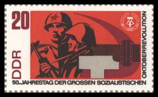 Briefmarke zu Deutsche Demokratische Republik (DDR) 50. Jahrestag der Oktoberrevolution in Russland 20 Pfg mehrfarbig