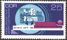 Briefmarke zu Deutsche Demokratische Republik (DDR) 30 Jahre Gesellschaft für Sport und Technik 25 Pfg mehrfarbig